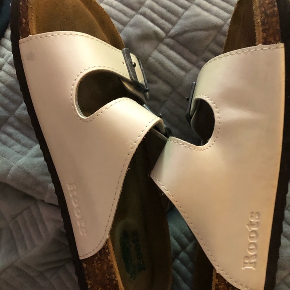 Roots sandals size 7 - Picture 8 of 8